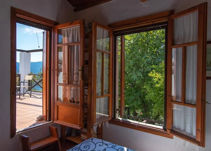 Private Hilltop With Pool & Panoramic Views - Country Kalimera *